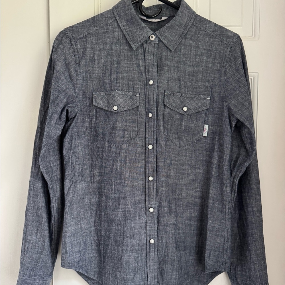 Stio Women's Blue Button Down Shirt